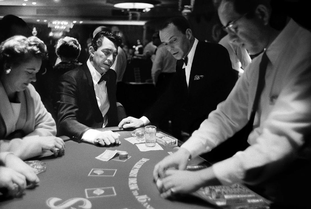 HHpoker官网ios怎么玩